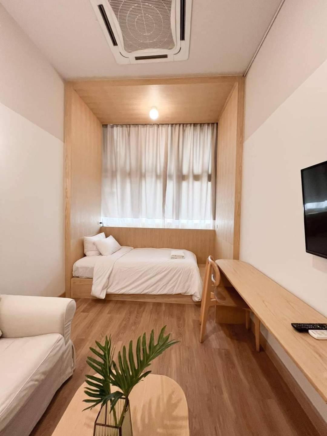 Hotel La Moon House Salaya Exteriér fotografie